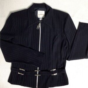 VTG Joseph Ribkoff Black Jacket Size 4 Velvety Wide Stripes Front Zip Half Belt